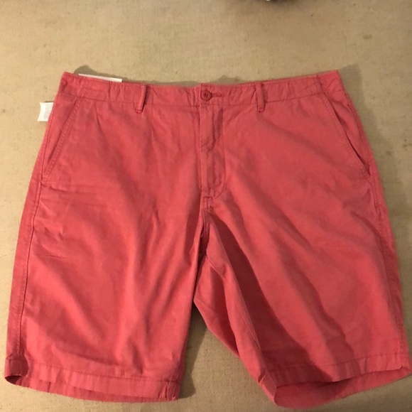 NWT Men’s Pink Uniqlo Chino Shorts XL - Picture 1 of 3